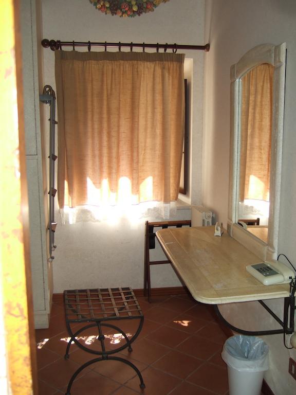 Eremo Hotel Casa Del Sorriso Erice Habitación foto